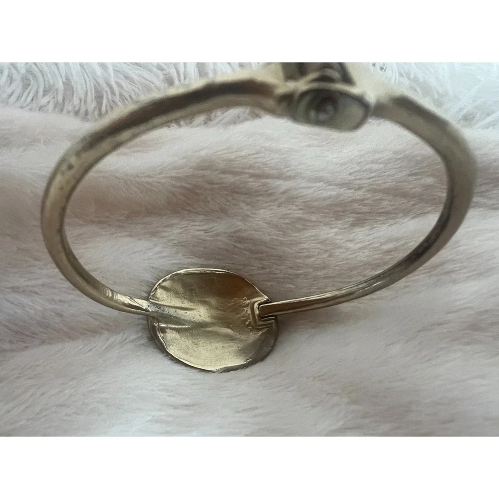 Hammered Gold Tone Hinged Bangle Bracelet Dome Oval Modernist‎ Statement